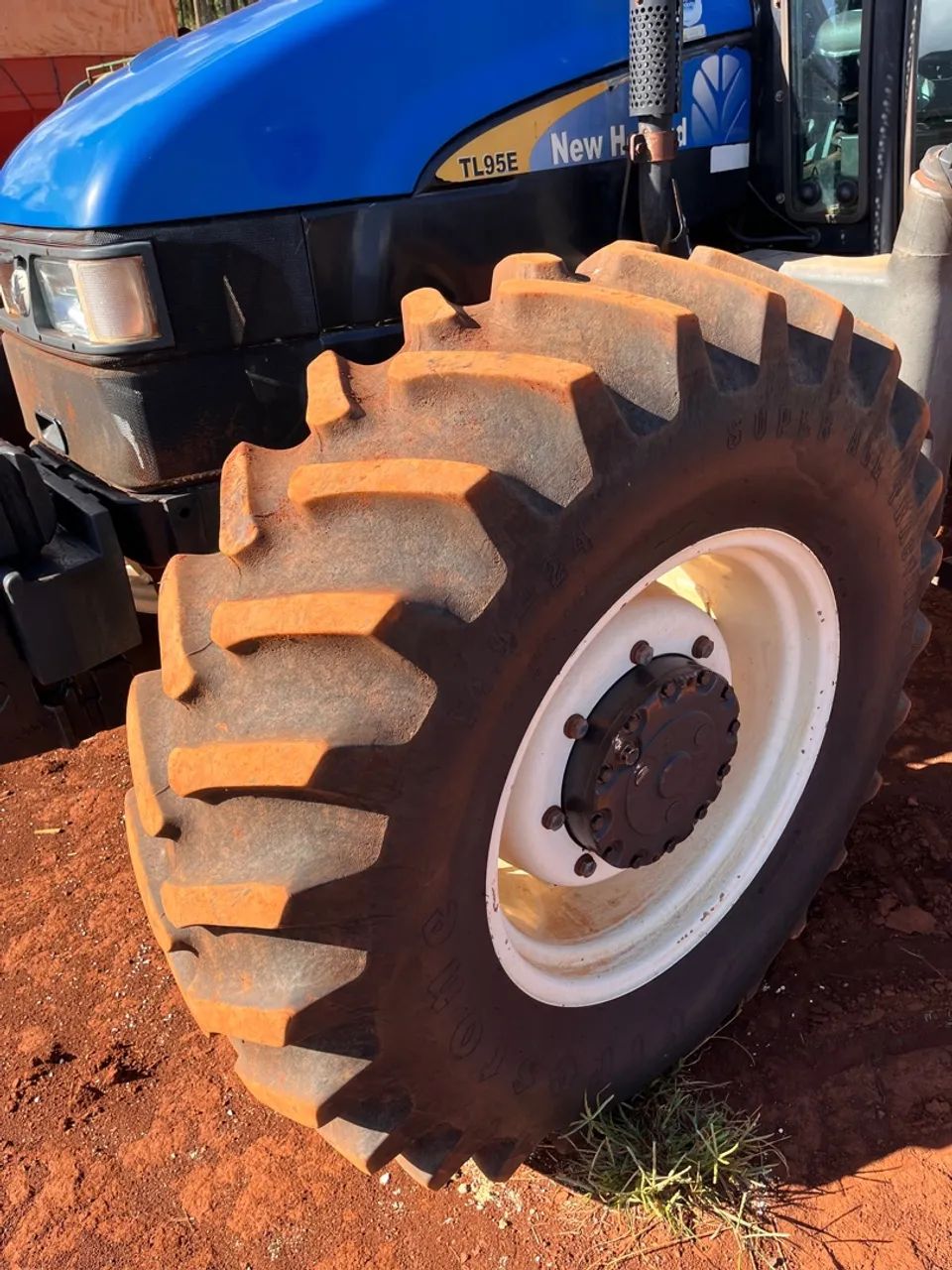 Trator New Holland TL95E - Foto 4