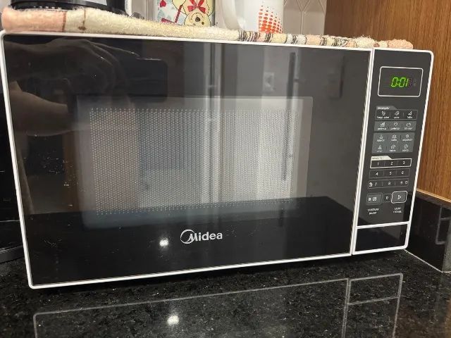 Microondas MIDEA 220V 20LTS