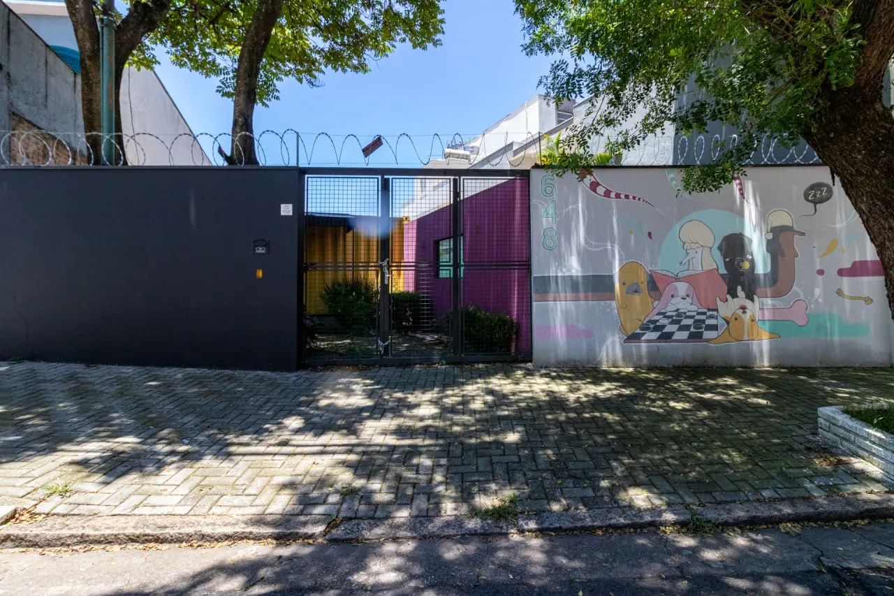 Loja na Rua Sapucaia, 648  251 m²