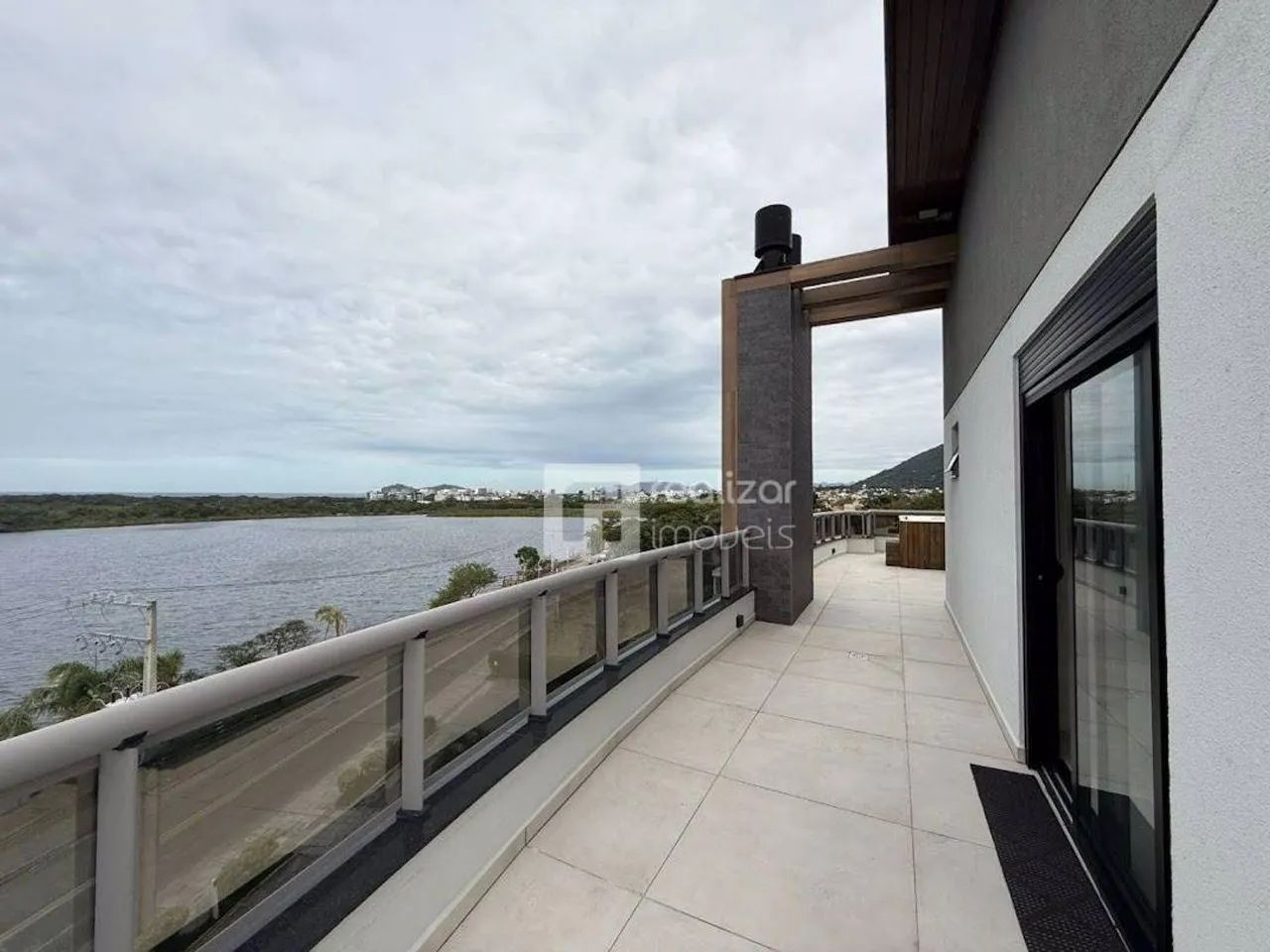 Cobertura Residencial à venda, Campeche, Florianópolis - CO0375.