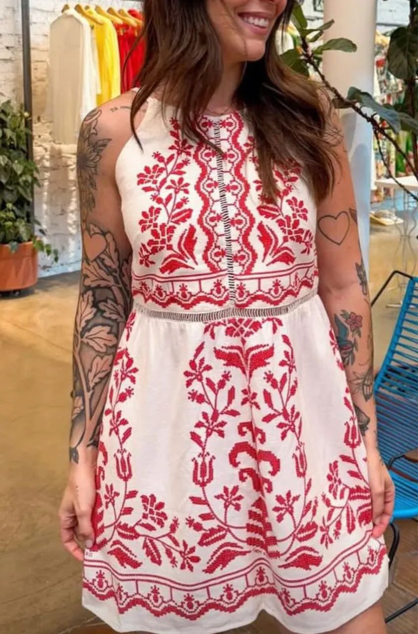 Brechó de vestidos farm novos e semi novos  - Foto 2