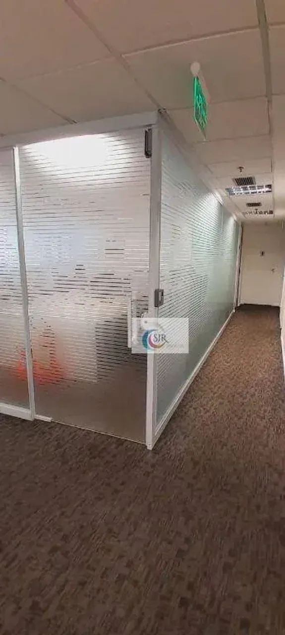 Conjunto Comercial de 392m² com 12 vagas de garagem!! - Foto 3