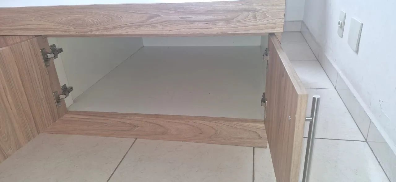 Cama de solteiro com compartimento com portas - Confeccionada em Marcenaria - Foto 5