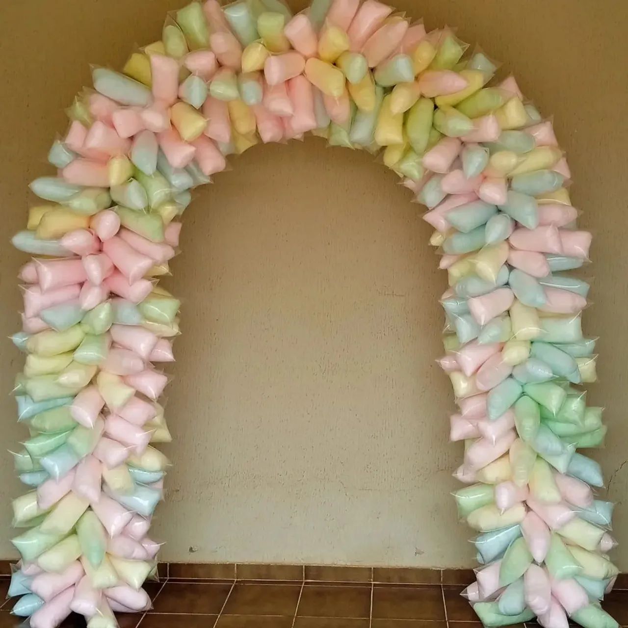 Arco de algodão doce  - Foto 2
