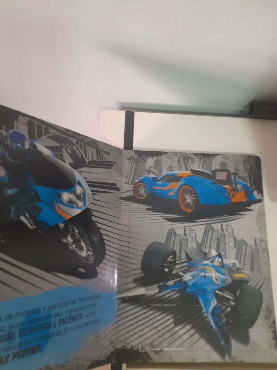 Livro quebra cabeça hot wheels - Foto 2