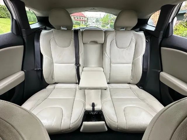 Volvo V40 T-4 2.0 Aut./mec. 2015 - Foto 3