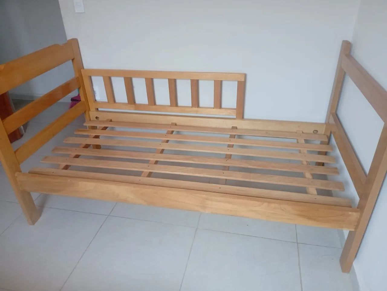 Cama de solteiro 
