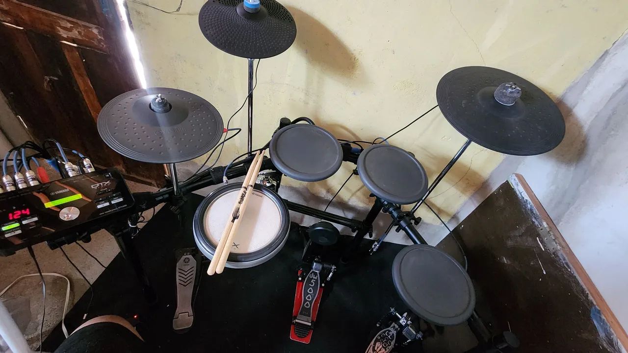 Bateria eletrônica Yamaha  - Foto 3