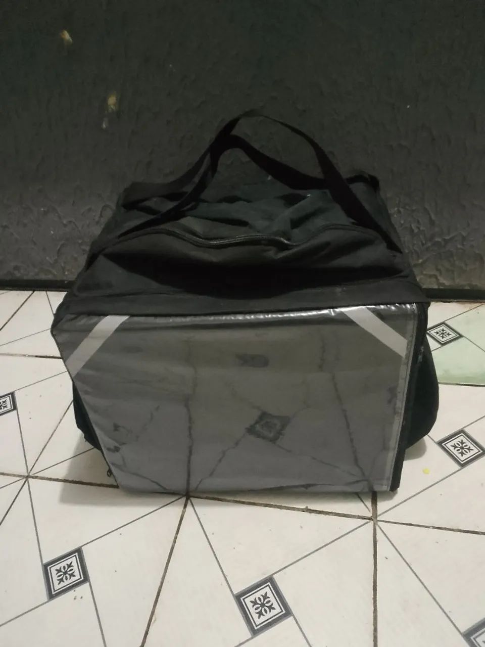 Vendo esse bag em ótimo estado de conservação  - Foto 4