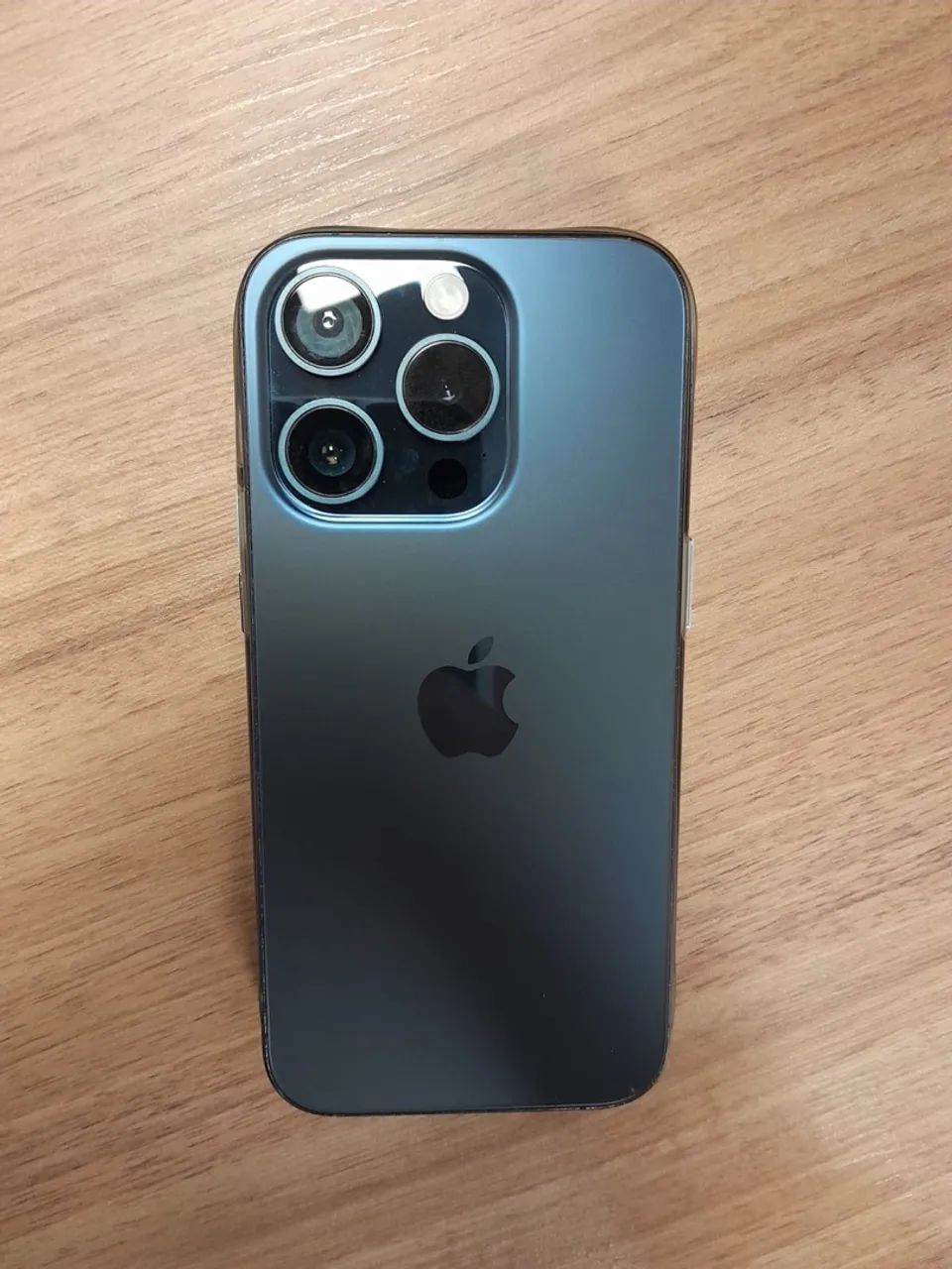 IPhone 15 Pro - Foto 3