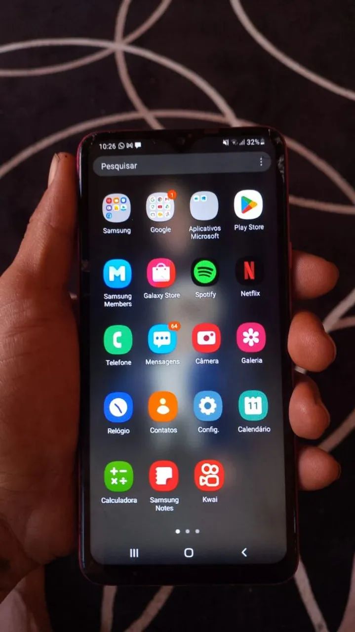 Celulares J7 e A10 