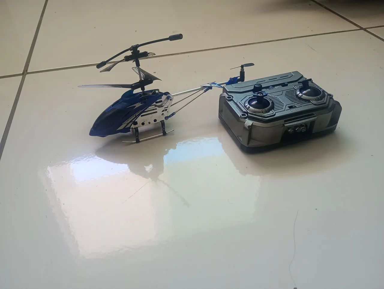Vende -se helicóptero 