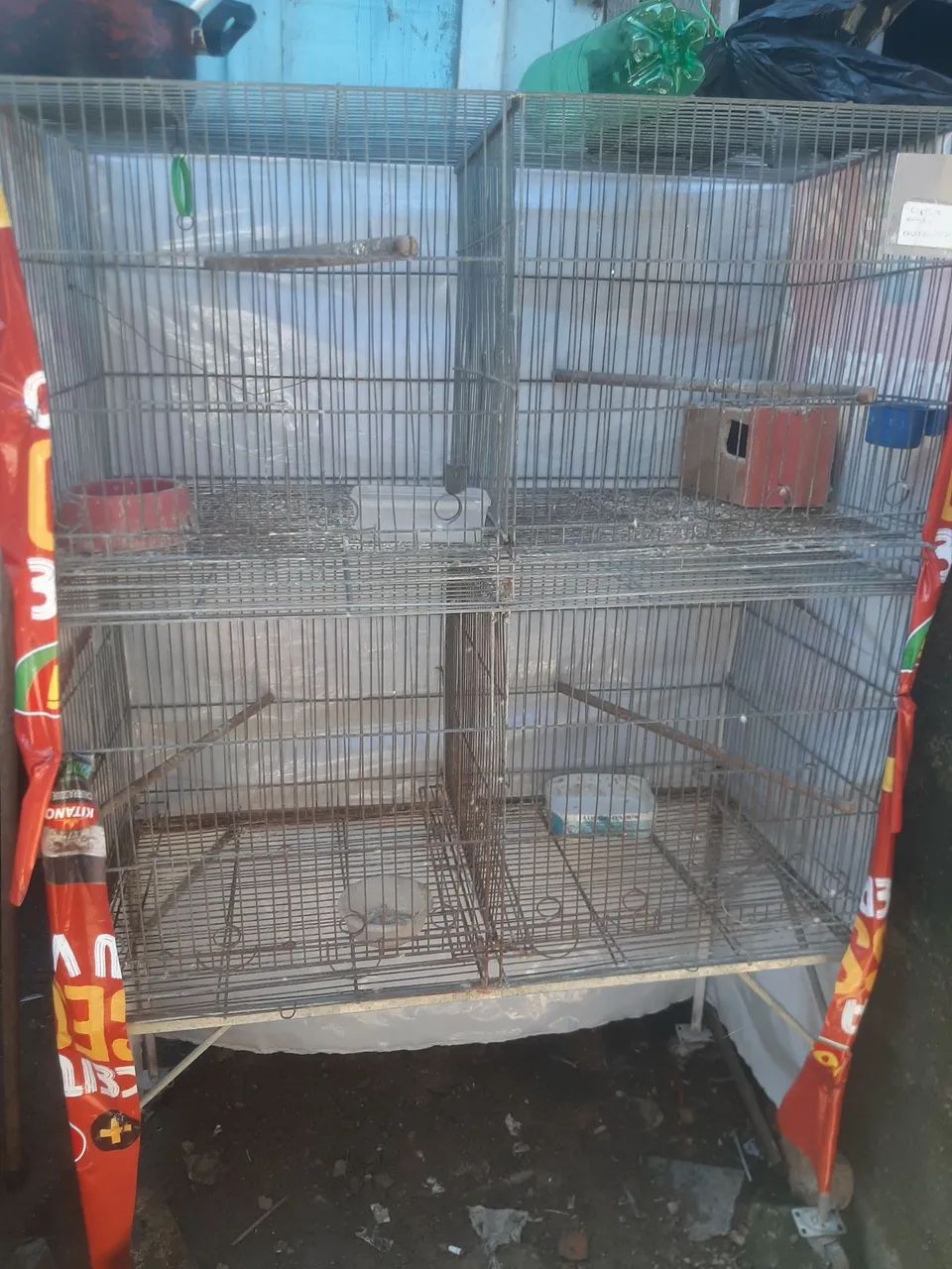 Vendo gaiola grande 