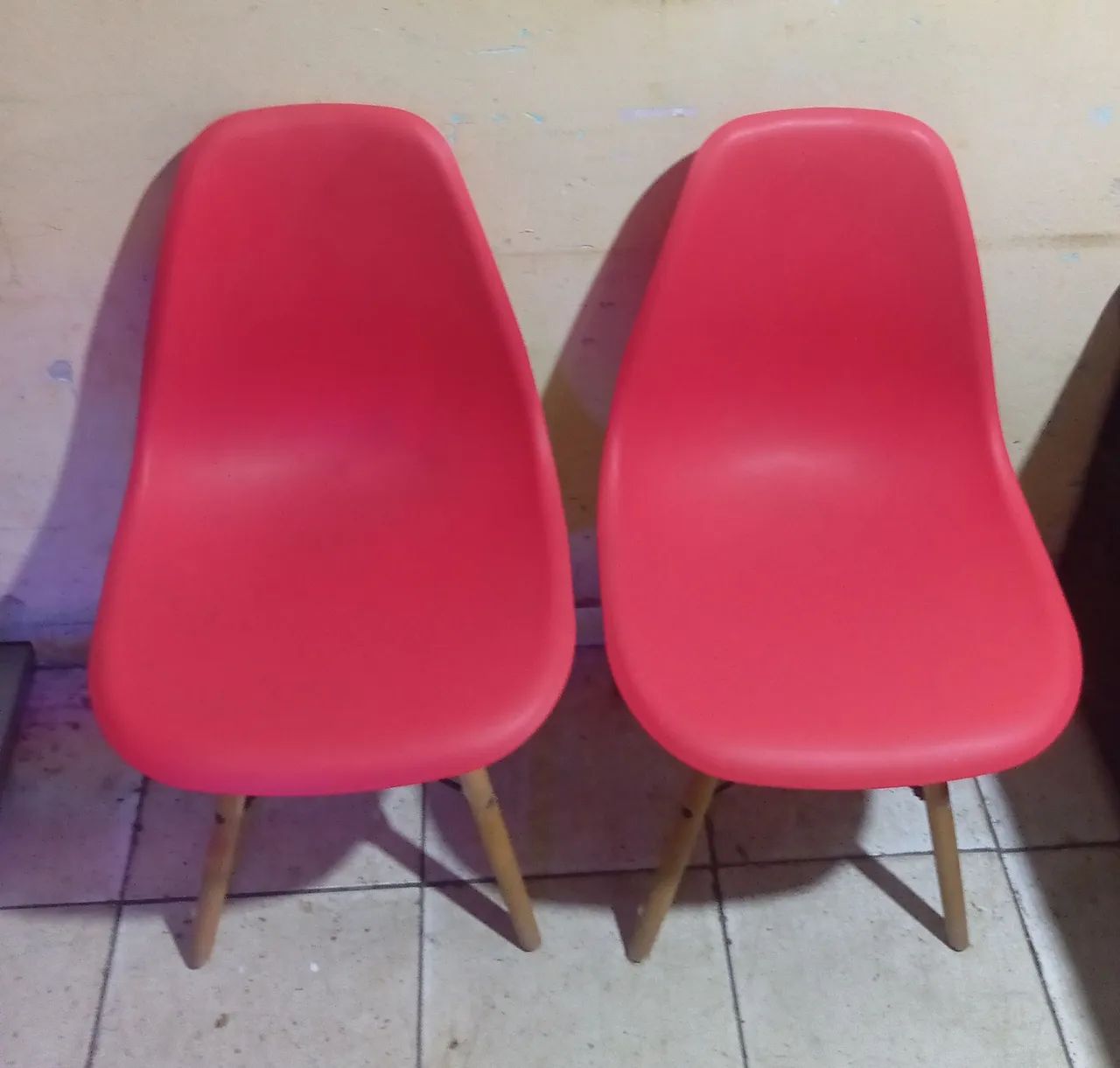 2 CASEIRAS PÉ DE PALITO VERMELHA  - Foto 3