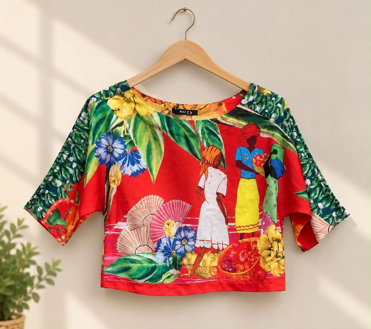 Blusa Cropped estampada 