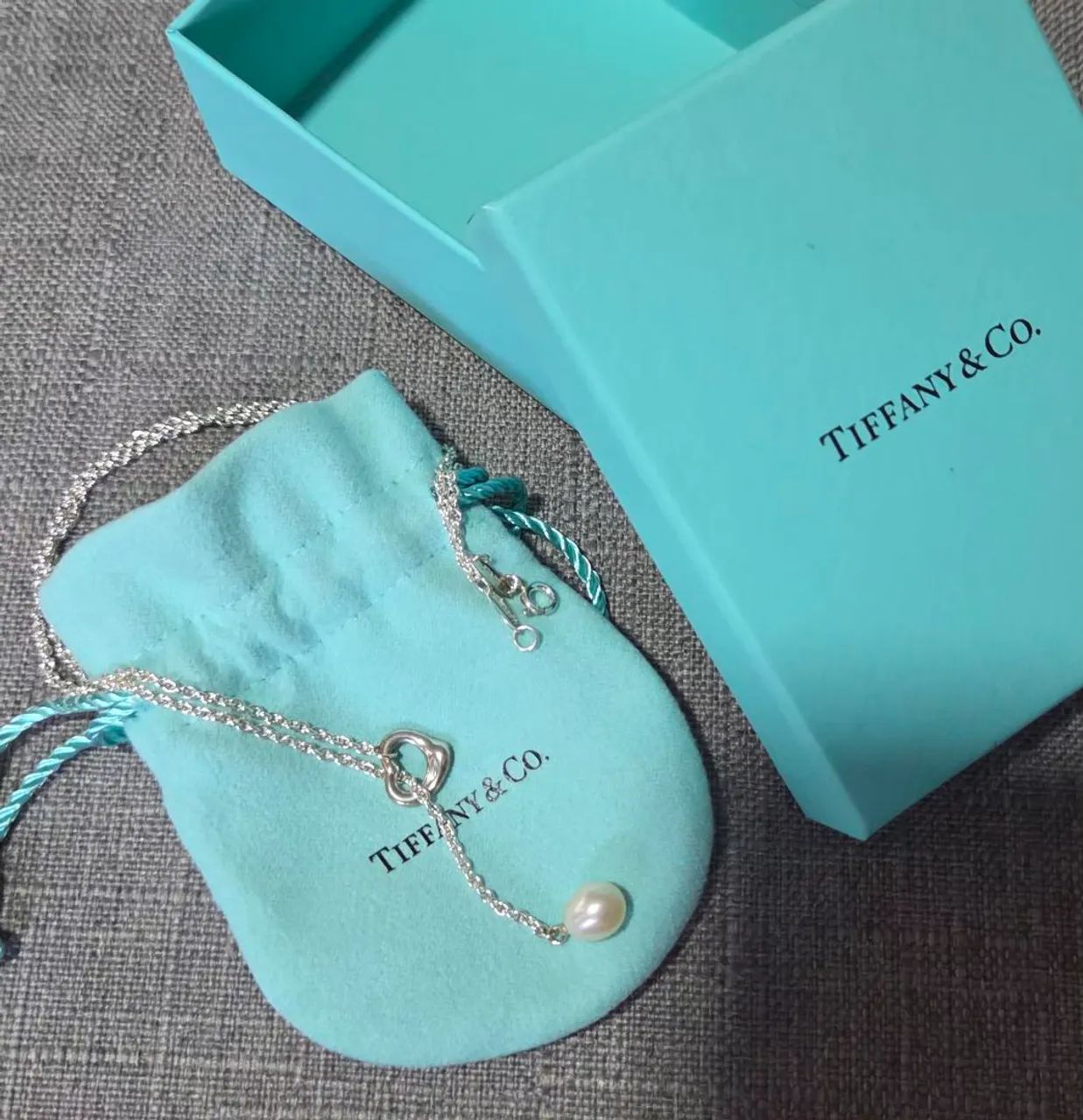 Colar Open Heart em Prata de Lei com Pérolas Tiffany