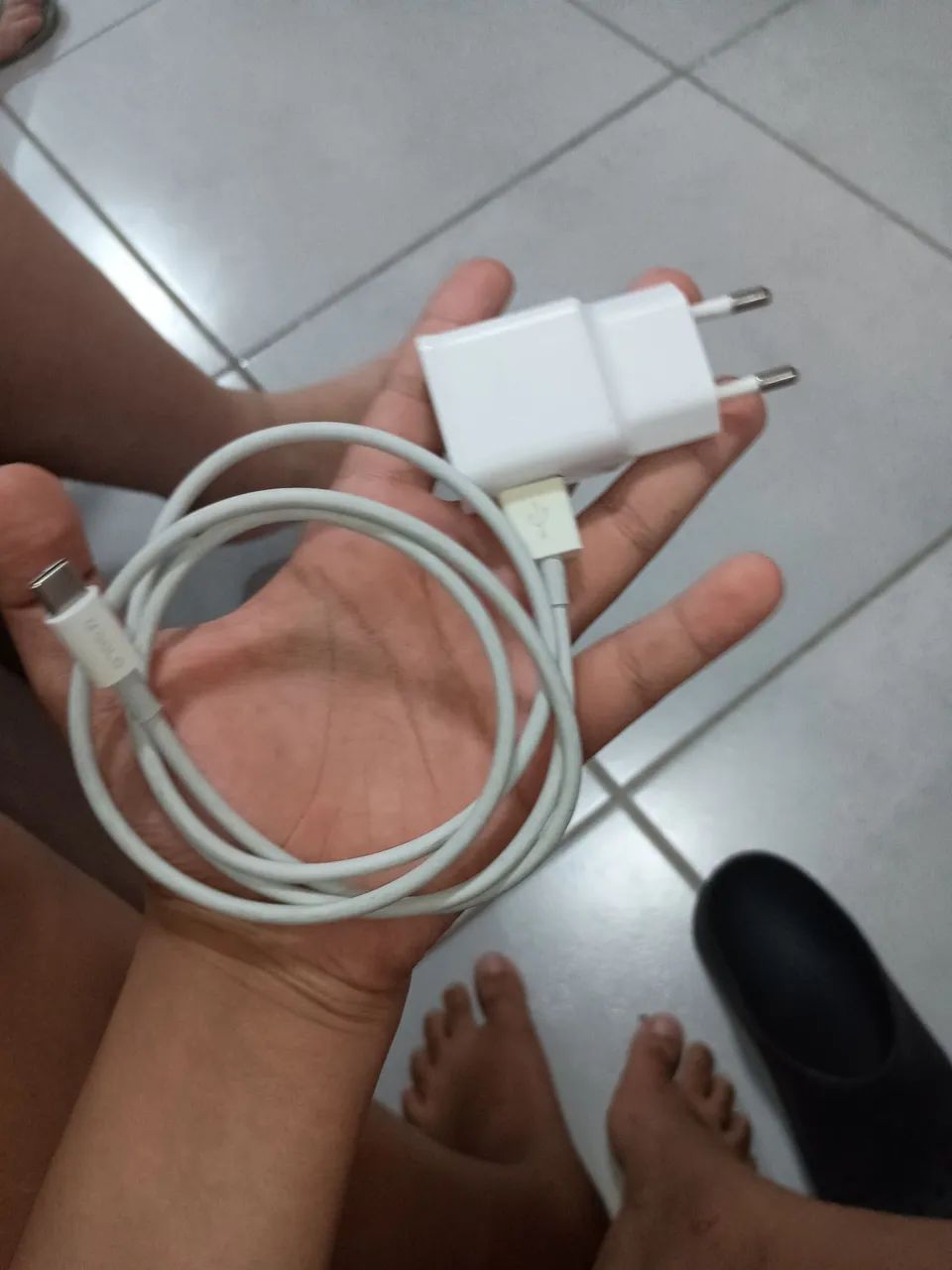 Vendo tablet Android com carregador  - Foto 3