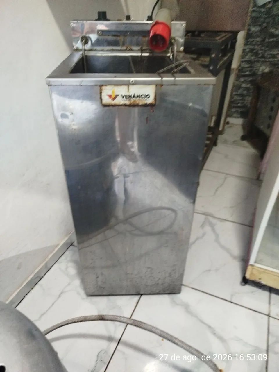 Fritadeira Venâncio profissional água e óleo 23l - Foto 2