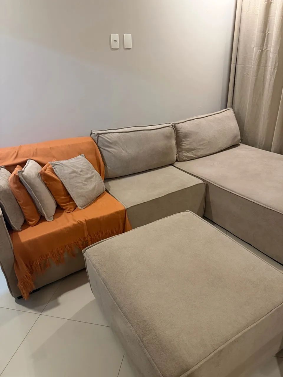 SOFÁ MODULAR COM CHAISE 2.80