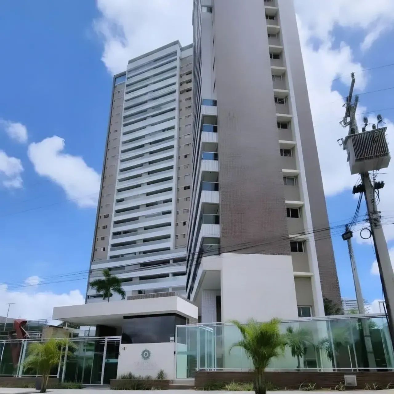 APARTAMENTO - 3 QUARTOS [SENDO 1 SUÍTE] + DEPENDÊNCIA