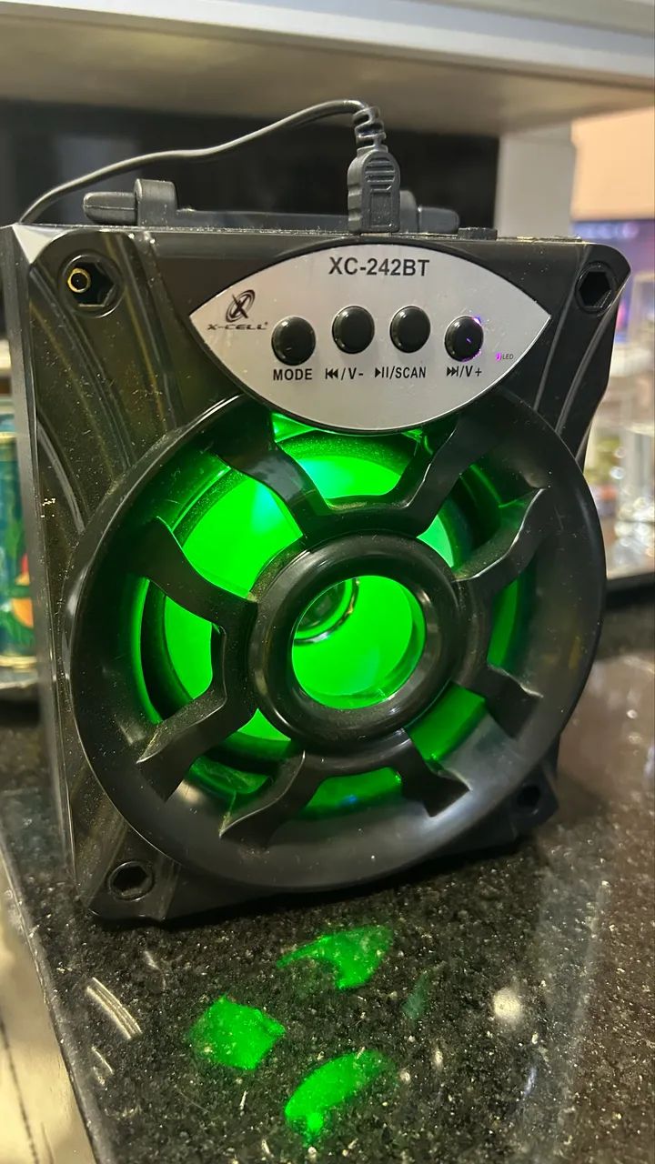 Caixa de som Bluetooth luzes de led - Foto 2