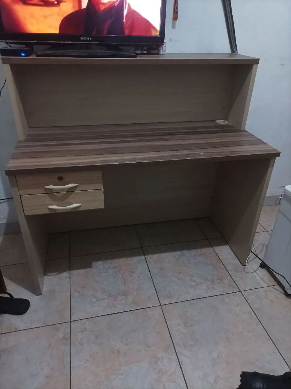 Escrivaninha acabamento Premium 