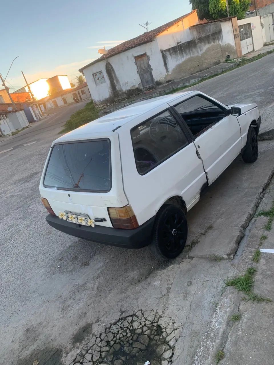 Fiat Uno Mille 1.0/ I.e./ Electronic/ Brio 1996 - Foto 3