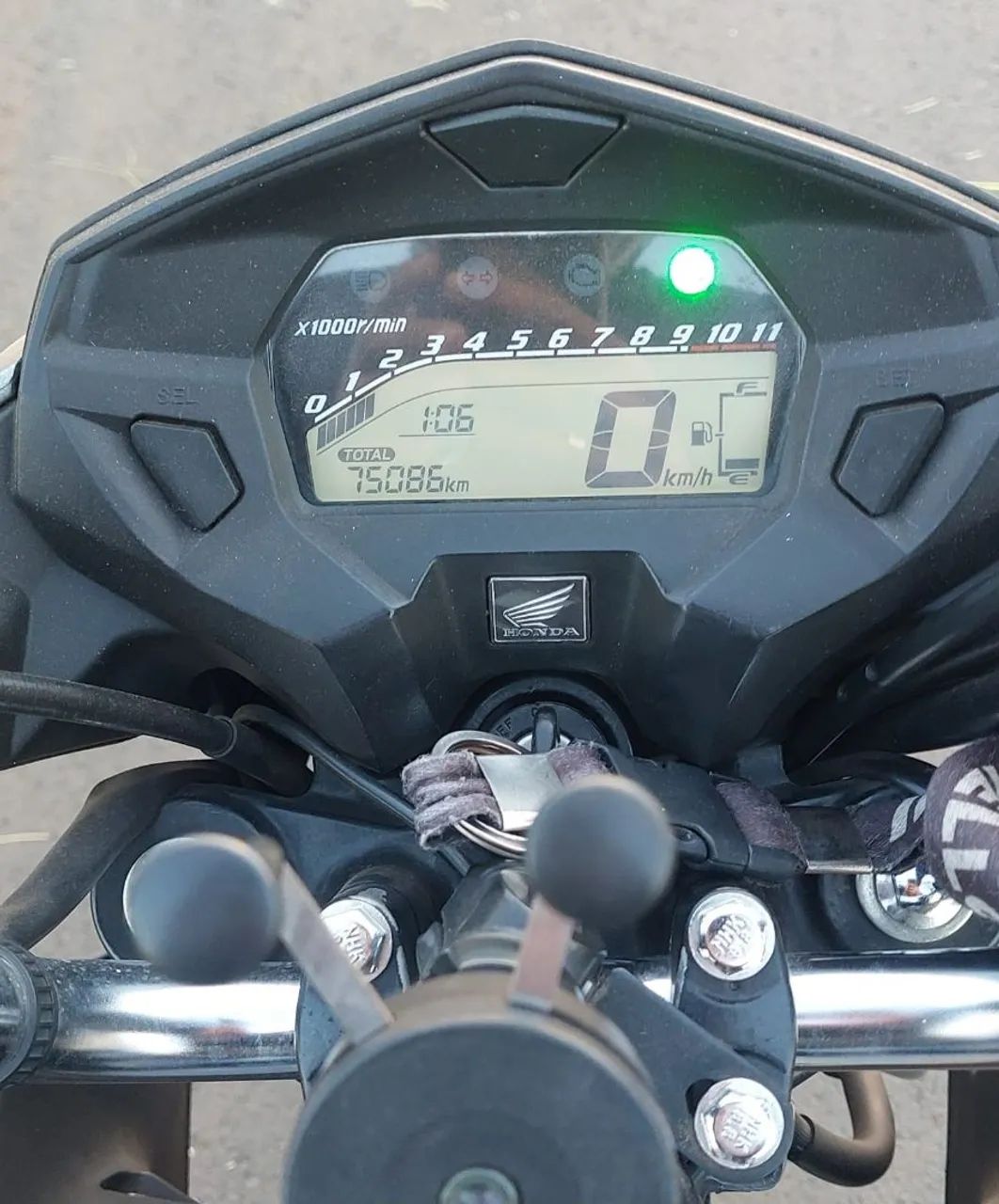 Titan 160