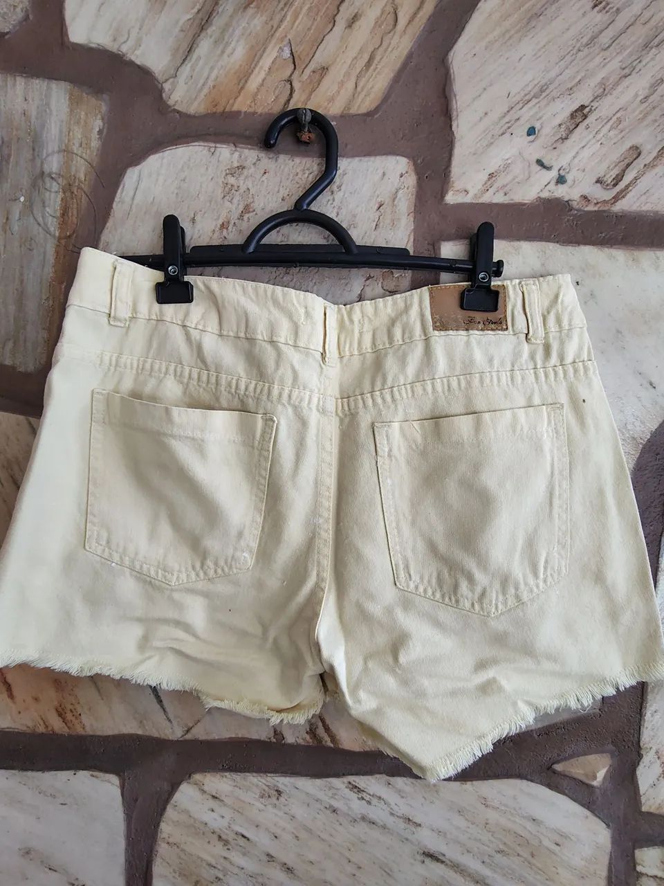 2 Shorts cores:  amarelo e estampa oncinha  - Foto 5