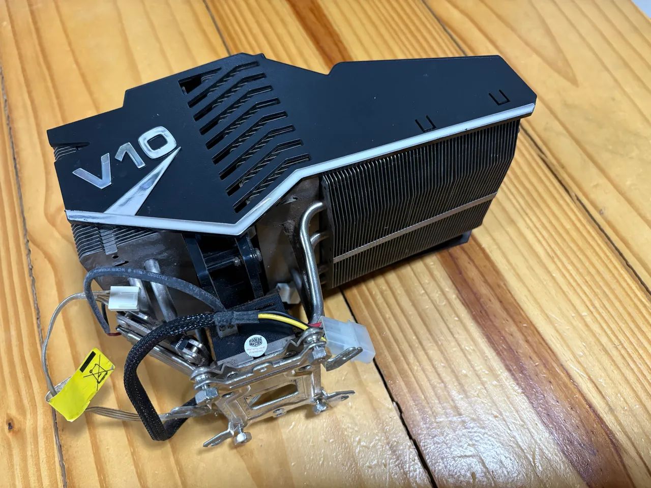 Cooler master v10