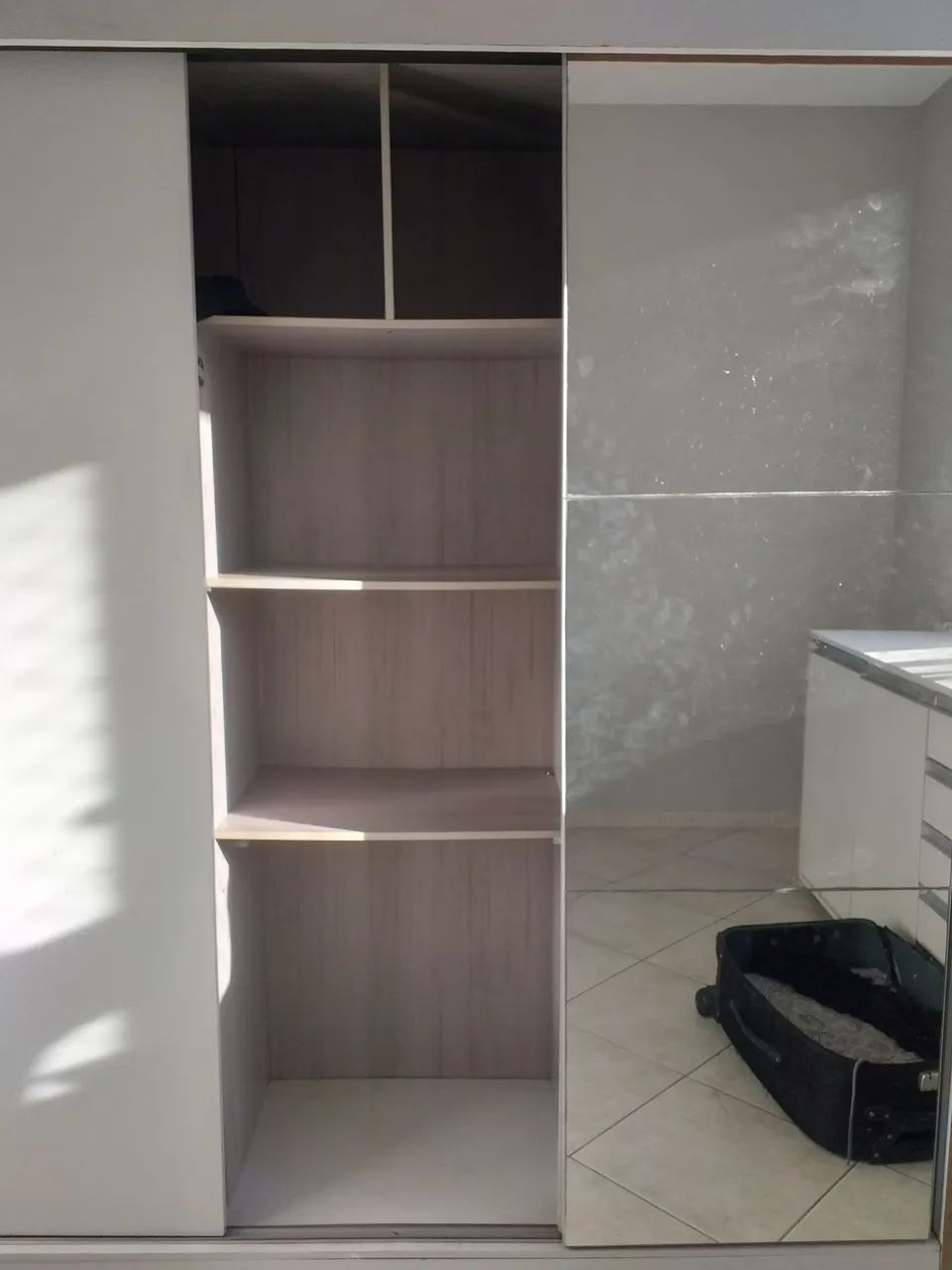 Guarda roupa 3 portas - Foto 3