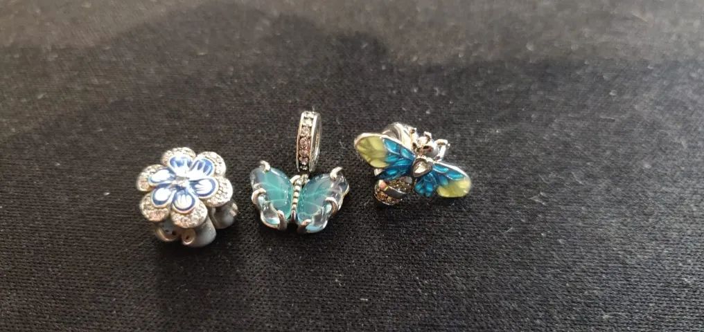 Pulseira Pandora + 3 Berloques - Foto 5