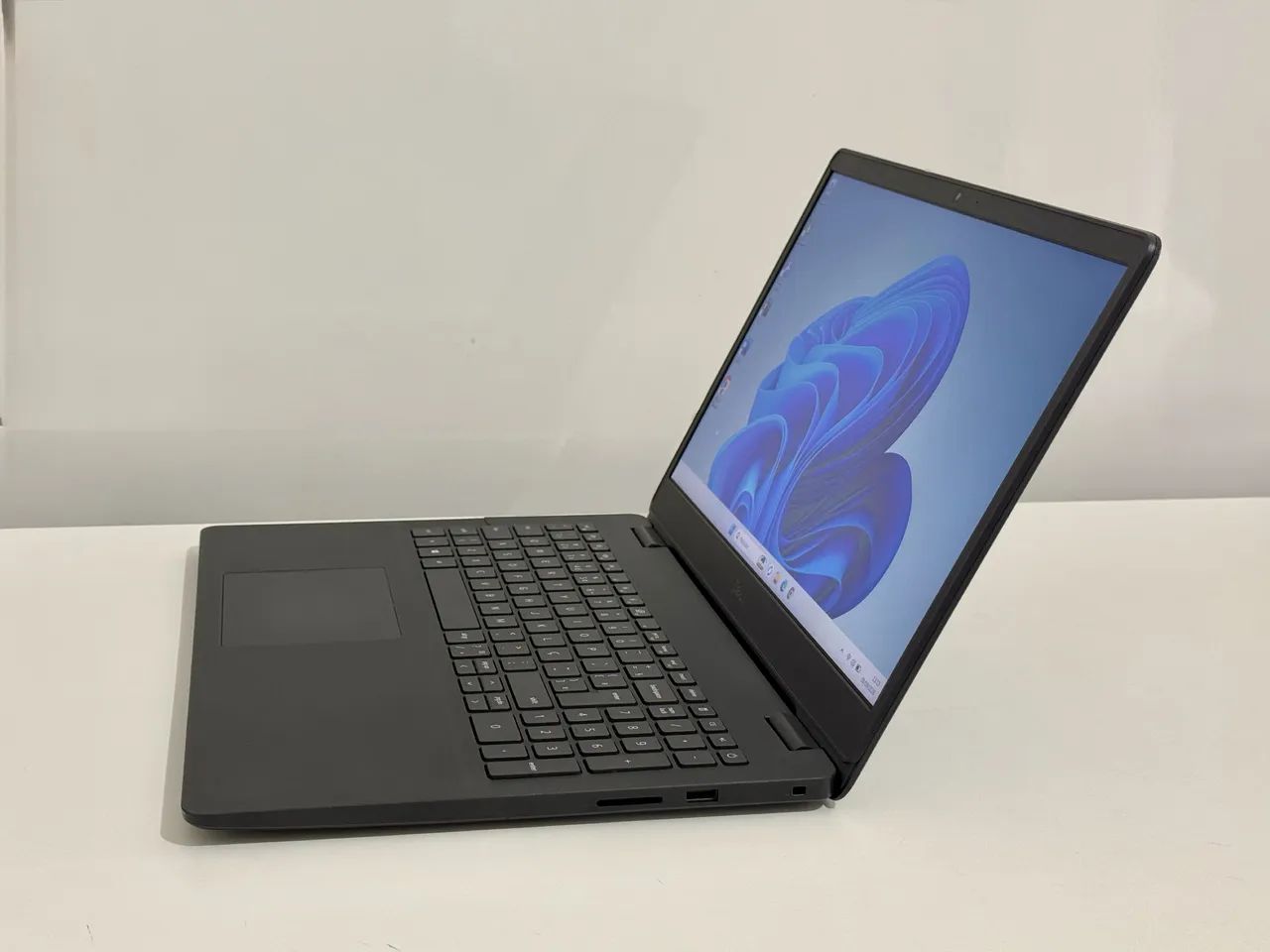Notebook DeLL ultra rápido  - Foto 3