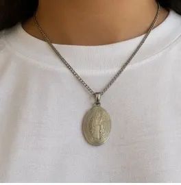 MEDALHA DE SÃO BENTO EM PRATA - ELEGÂNCIA, FÉ E PROTEÇÃO - Foto 5