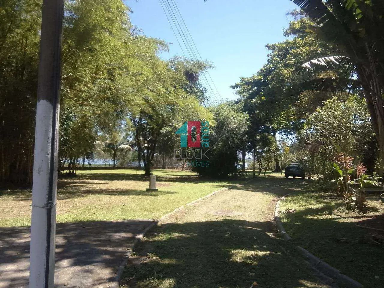 Jacarepaguá | Sítio 2 quartos, sendo 1 suite