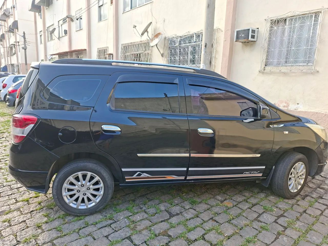 Chevrolet Spin SPIN LT 1.8 8V Econo.Flex 5p Aut. 2014