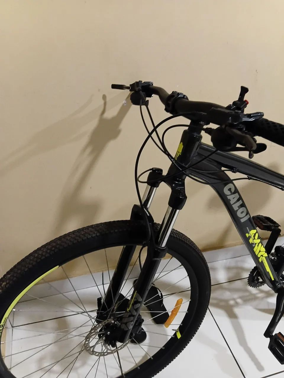 Vendo moutanbike aro 20 quadro 19 - Foto 3