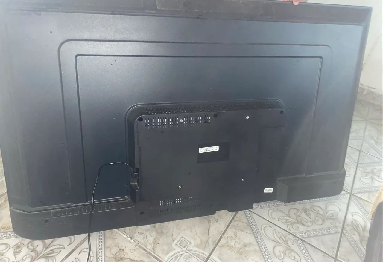 Tv 50 polegadas com Defeito na tela - Foto 5