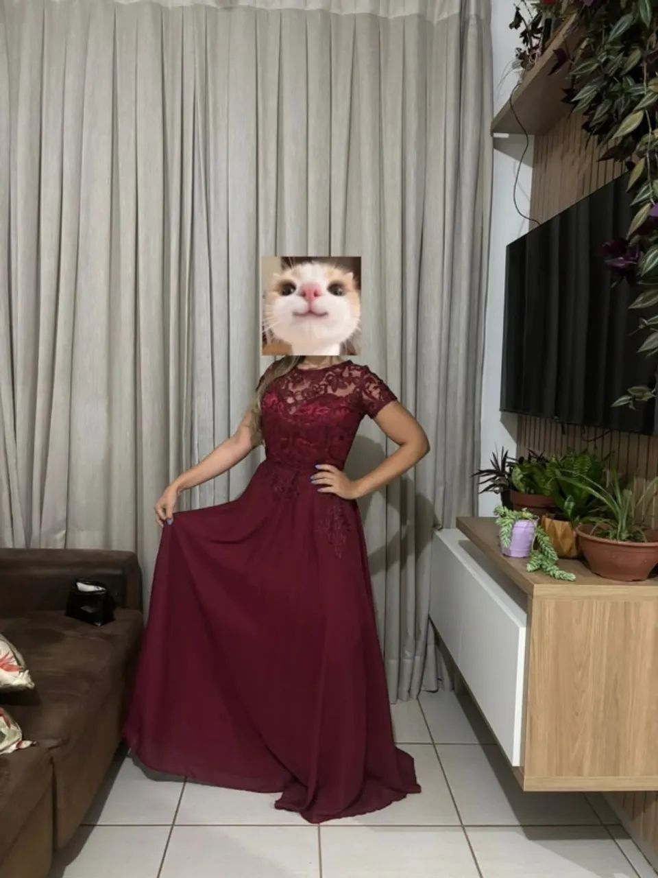 Três Vestidos de Festa *