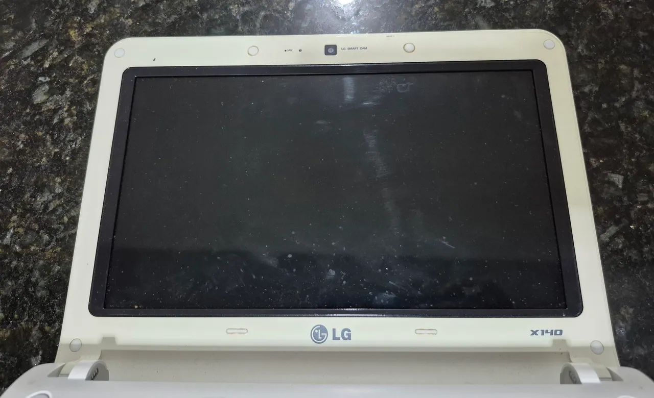 Vendo notebook com defeito para uso de peças ou conserto  - Foto 4