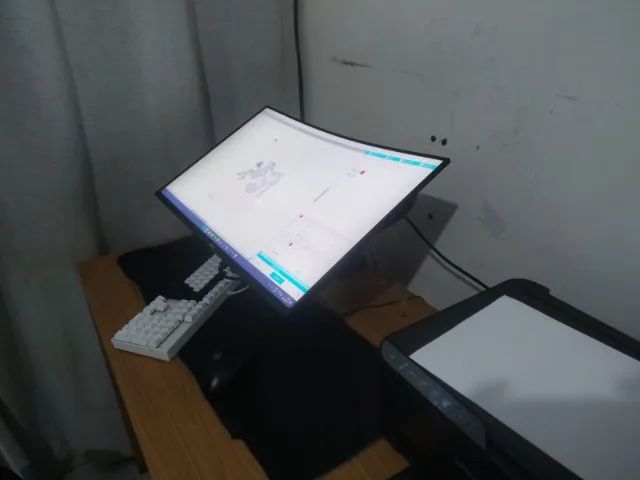 Monitor gamer 240 hz curvo. - Foto 2