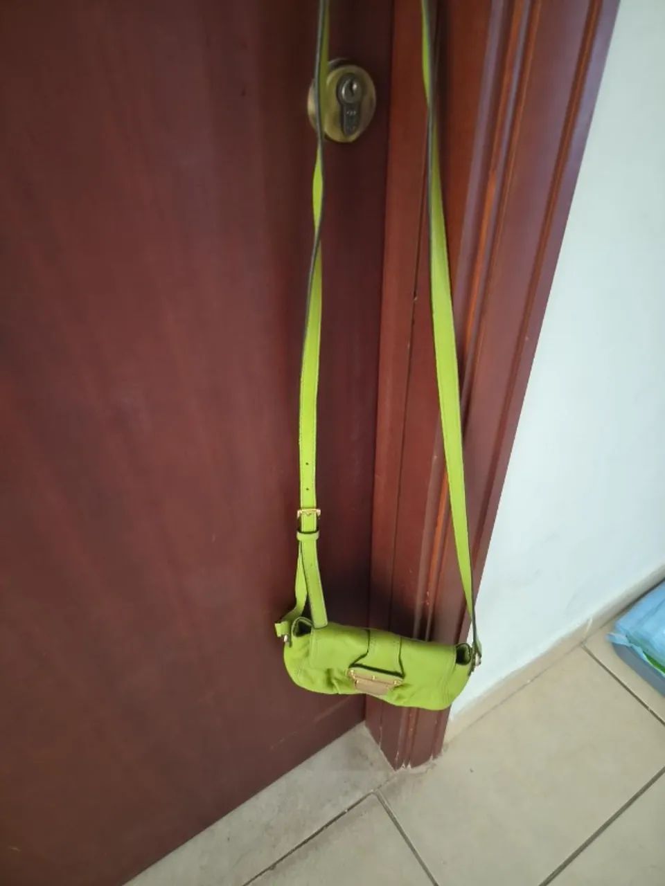 Bolsa Michael Kors Crossbody Verde em Couro - Foto 2