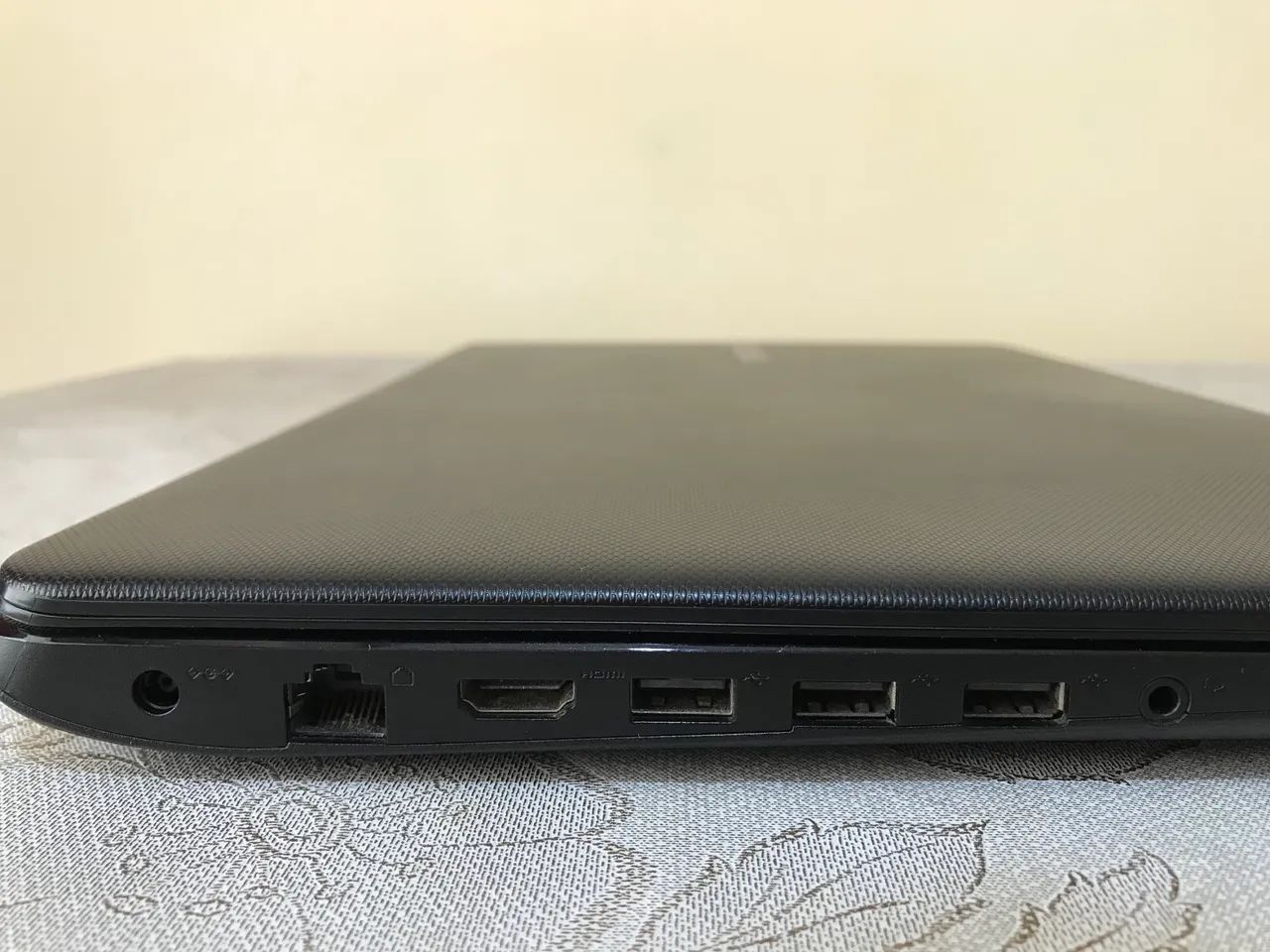 Notebook Samsung NP300E5L - Intel Core i3 | 8GB RAM | 1TB - Foto 3