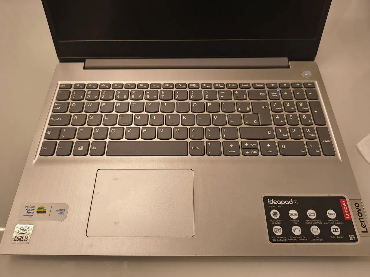 Vendo notebook em estado de zero 