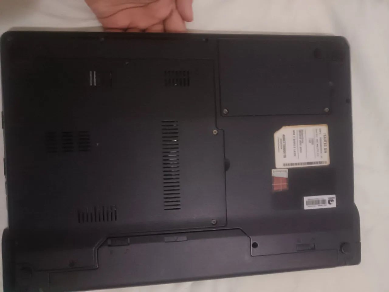 Notebook barato Itautec A7520