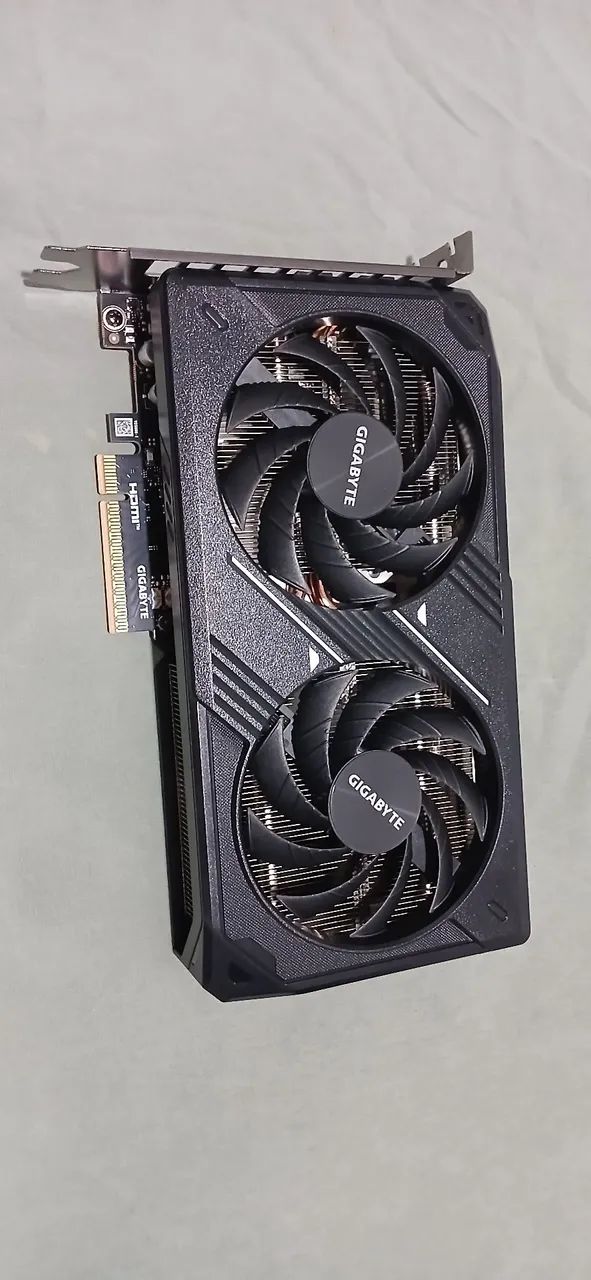 GeForce RTX 5060 8GB