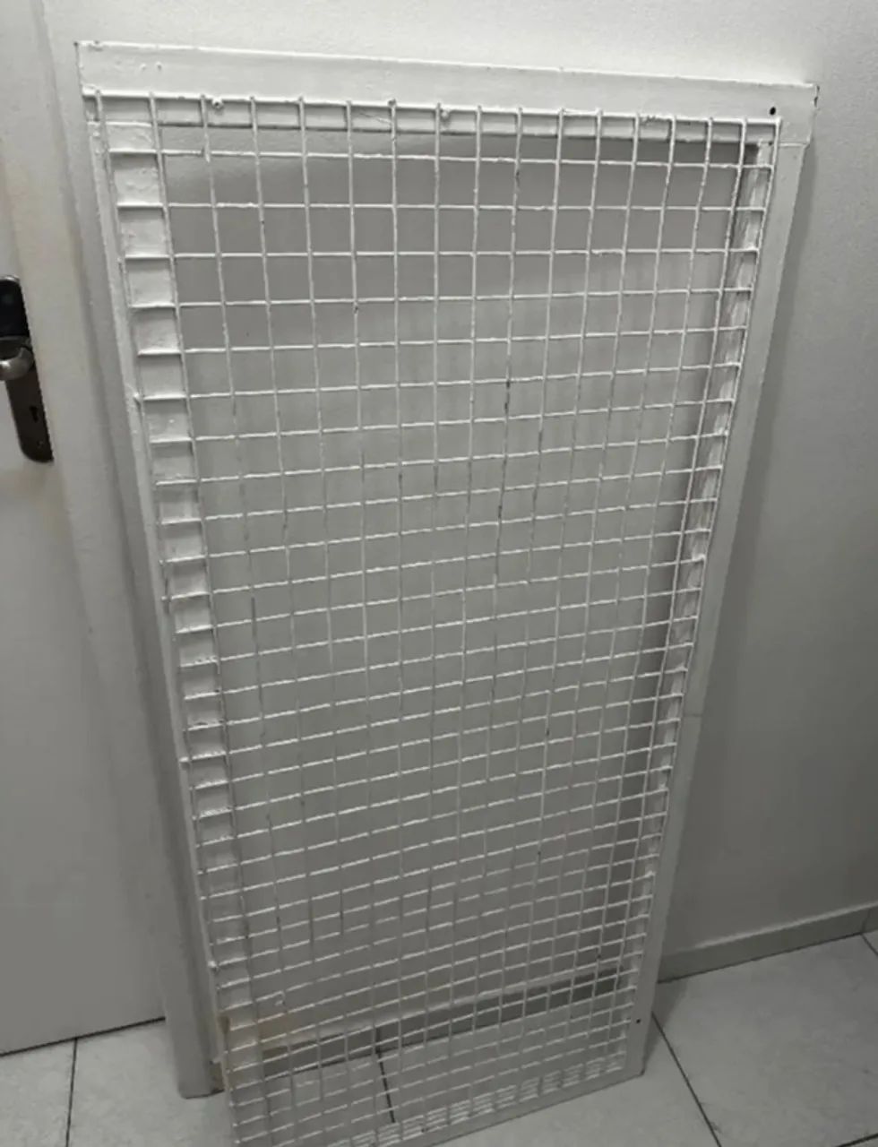 Expositor em ferro resistente 1,36x62 - Foto 4