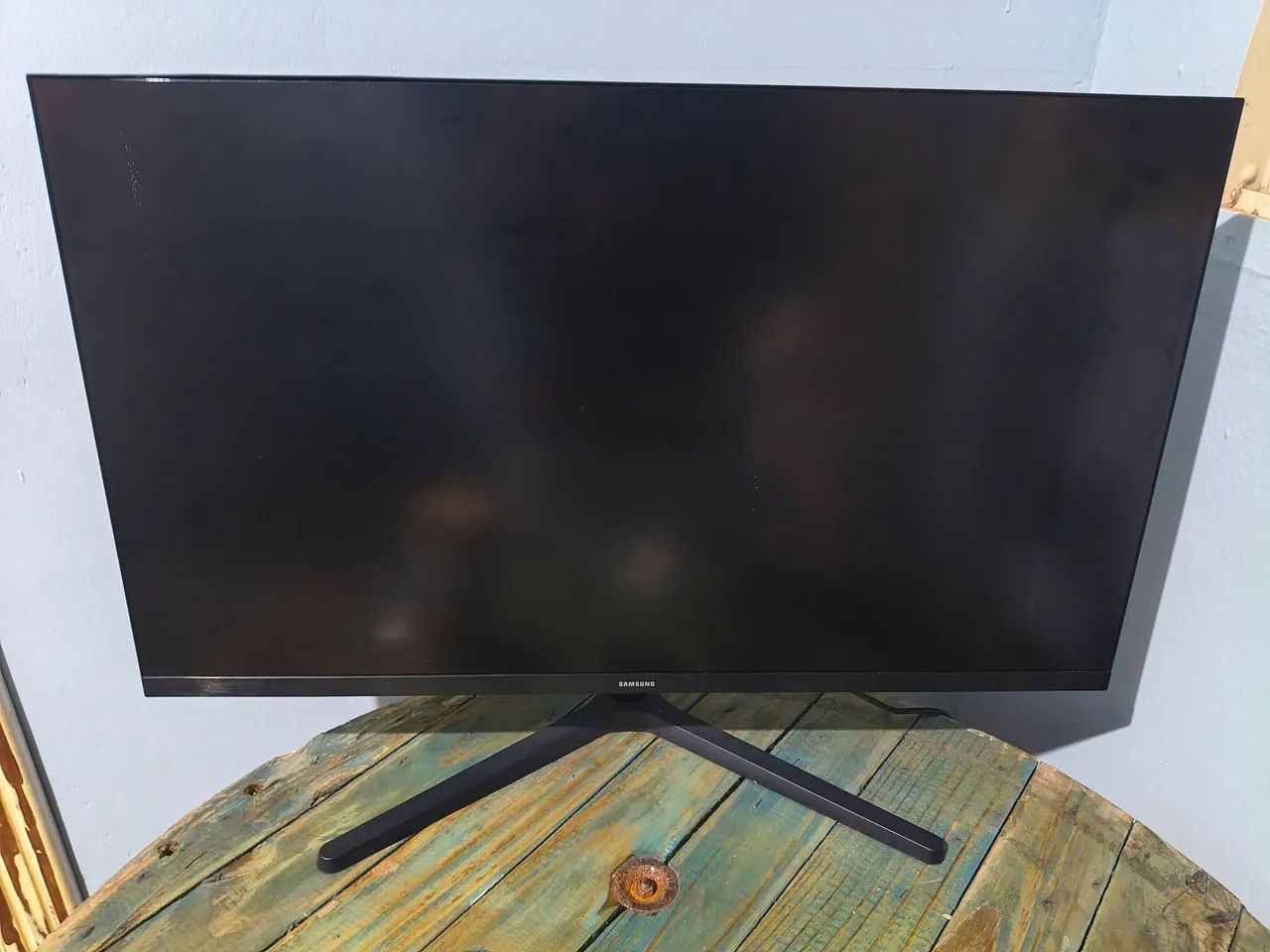 Monitor Samsung Essential S3 32", FHD, 75Hz, IPS, FreeSync, DP e HDMI