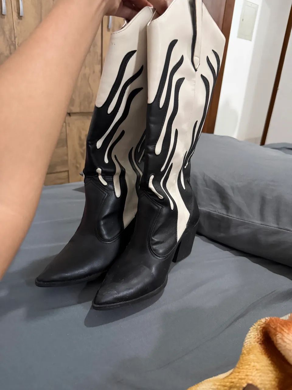 Vende-se Bota - Foto 2
