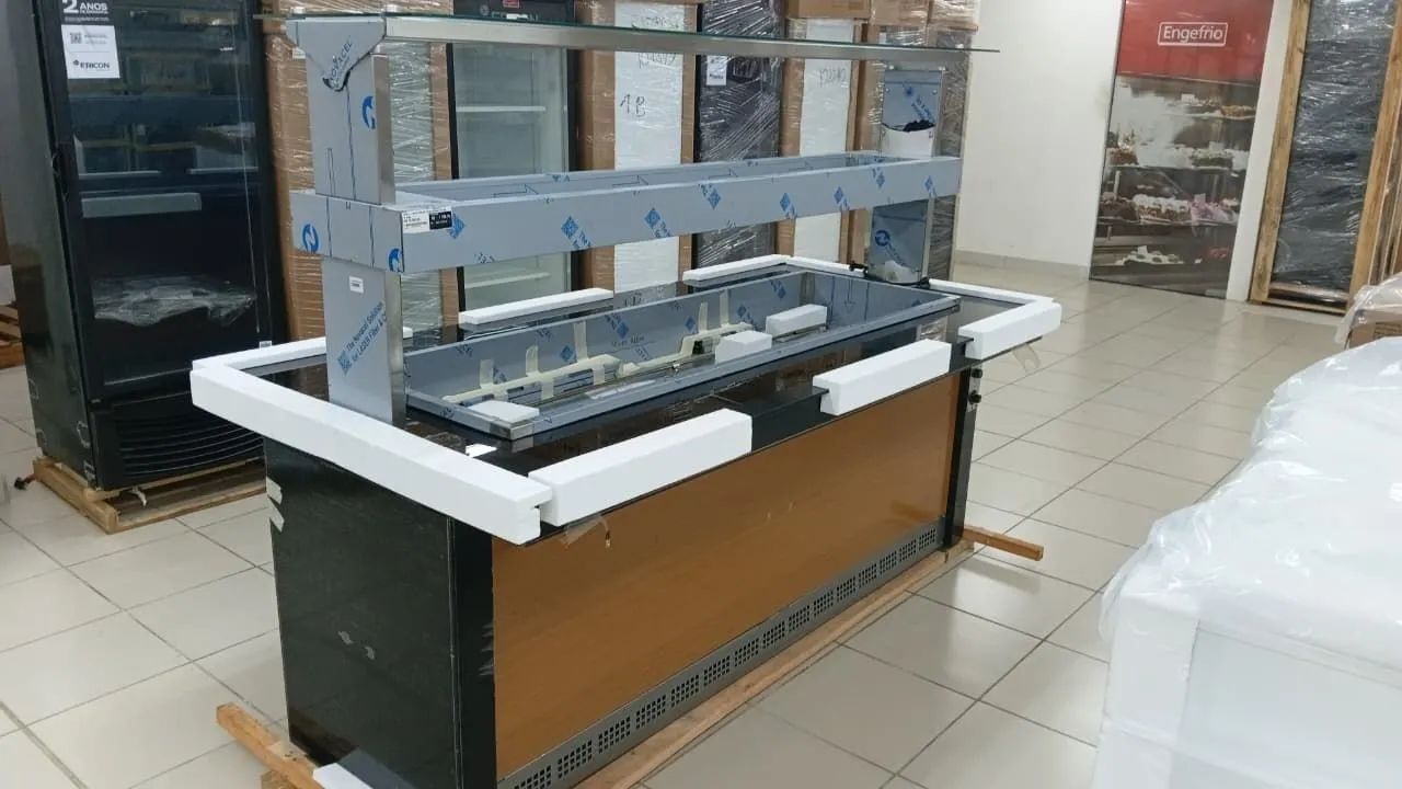 Buffet térmico 2M sem cubas 220v